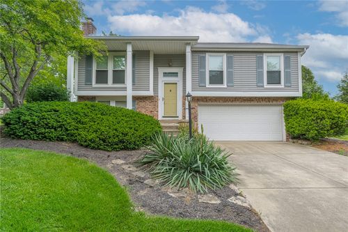 8294 Creek Woods Place, Deerfield Twp, OH, 45039 | Card Image