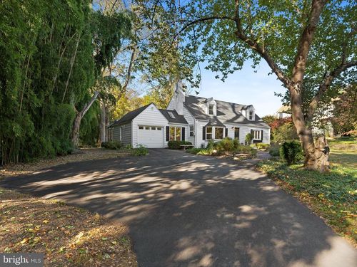 20 Delaware Ave, Ewing, NJ, 08628-2001 | Card Image