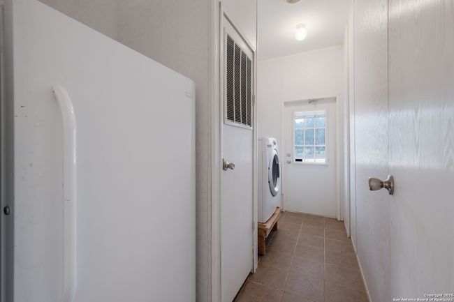 345 Derrick Dr, House other with 4 bedrooms, 3 bathrooms and null parking in Spring Branch TX | Image 22