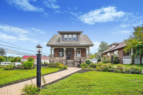 826 Church St, ROYERSFORD, PA, 19468-2106 | Card Image