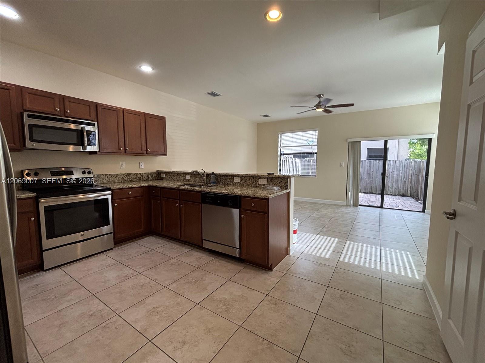 Residential Lease in Miami 5