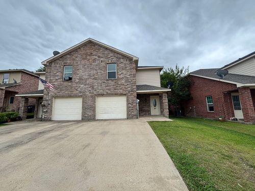 909 Parkplace Rdg, Princeton, TX, 75407-6766 | Card Image