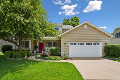401 S 8th Ave, Eldridge, IA, 52748-2036 | Card Image
