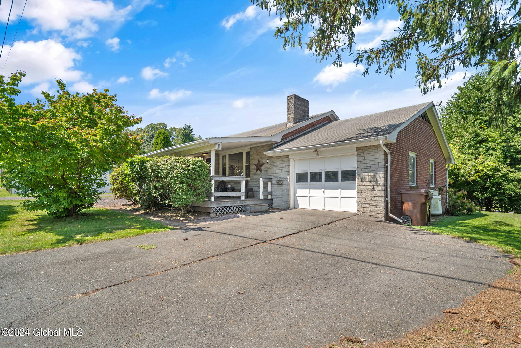 Aquetuck Rd, Ravena, NY 12143