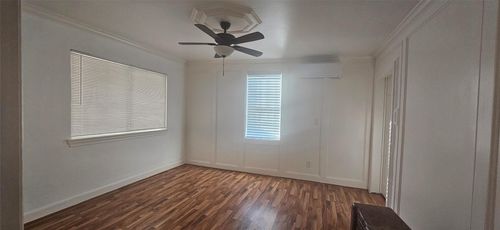 1602 Chapman St, Houston, TX, 77009-8759 | Card Image