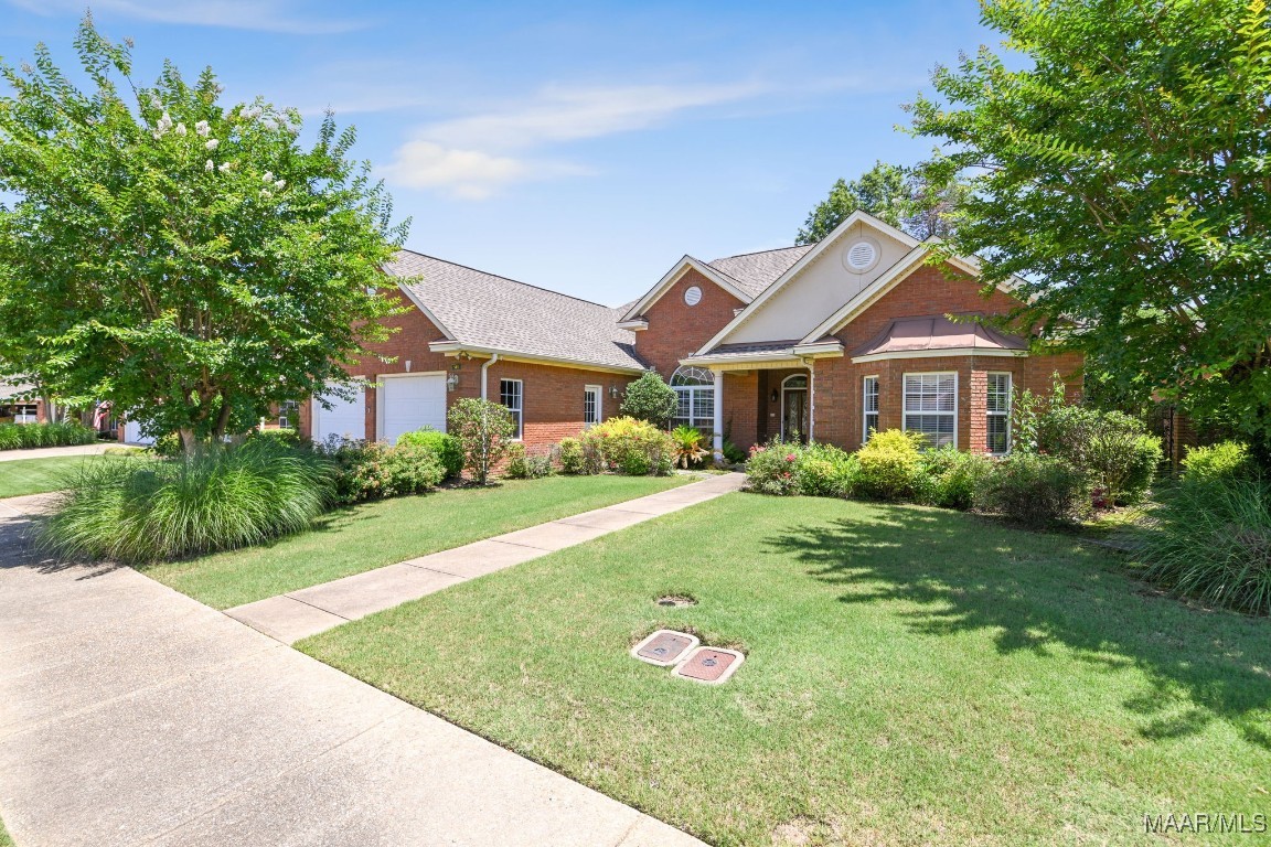 River Chase Ct, Wetumpka, AL 36092