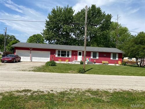 502 North St, Witt, IL, 62094-1135 | Card Image