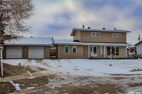 117 Saskatchewan Cres, Kinistino, SK, S0J1H0 | Card Image