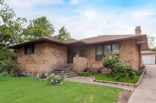 821 N Hampton Rd, Dallas, TX, 75208-3107 | Card Image