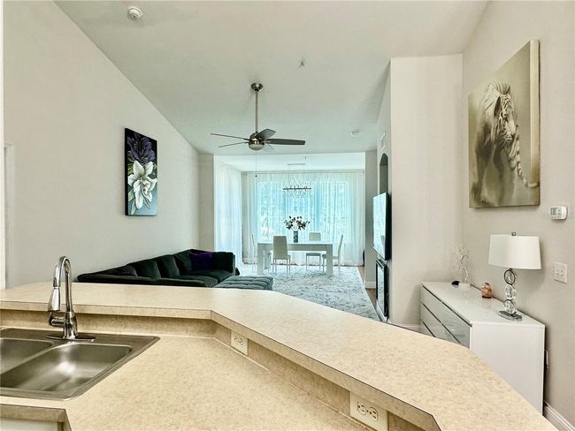 APT-1923 - 4122 Central Sarasota Pkwy, Condo with 2 bedrooms, 2 bathrooms and null parking in SARASOTA FL | Image 20