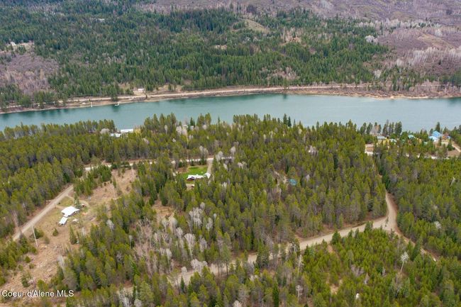Acres Dr at end of lot | Image 18