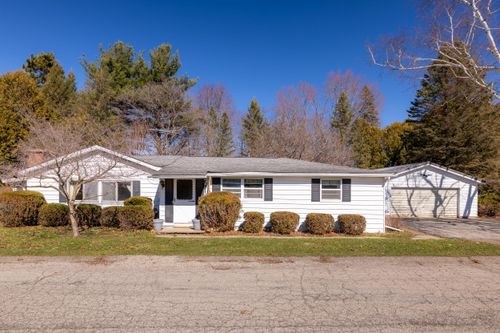 510 W Mechanic St, Stockbridge, MI, 49285 | Card Image