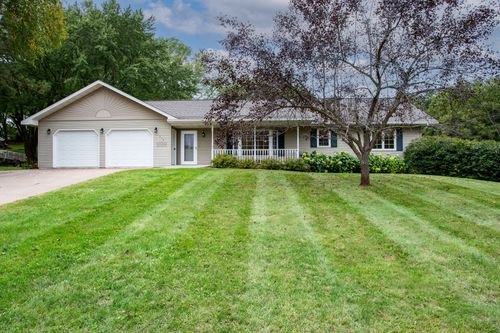 215 Division Street, Woodville, WI, 54028 | Card Image