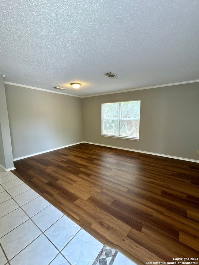 216 Newrock Crk, House other with 3 bedrooms, 3 bathrooms and null parking in Schertz TX | Image 6