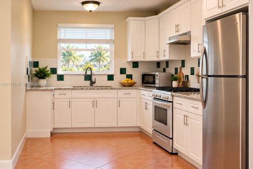 5-2201 Nw 64th Ave, Sunrise, FL, 33313-3957 | Card Image