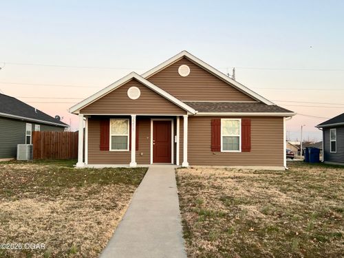 2211 S Pearl Avenue, Joplin, MO, 64804 | Card Image