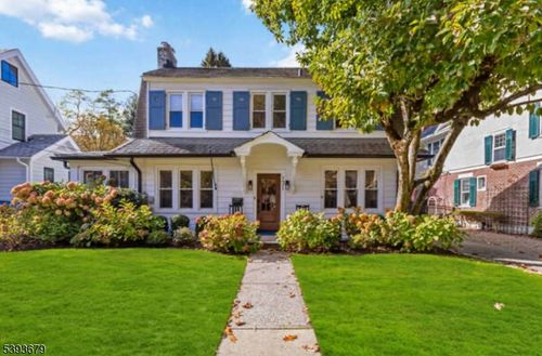 131 Washington Ave, Morristown, NJ, 07960-5628 | Card Image