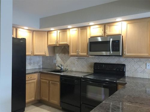 110-1100 Crystal Lake Dr, Deerfield Beach, FL, 33064-1961 | Card Image