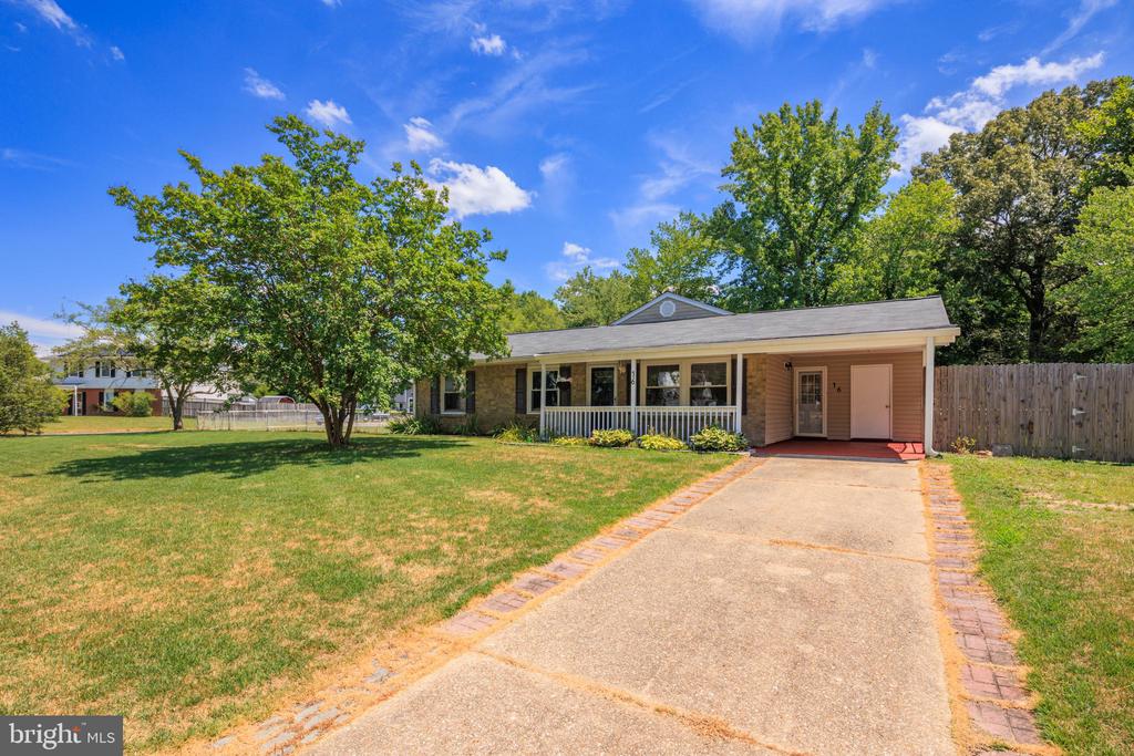 Blackpool Cir, Waldorf, MD 20602