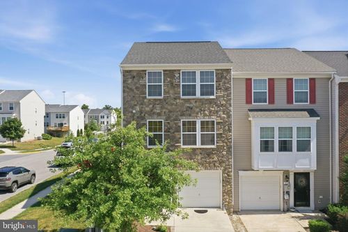 9 Council Ct, FALLING WATERS, WV, 25419-4798 | Card Image