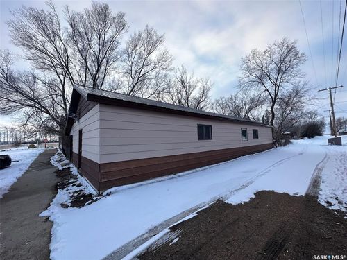 6 Centre Street, Poplar Valley Rm No. 12, SK, S0H1N0 | Card Image