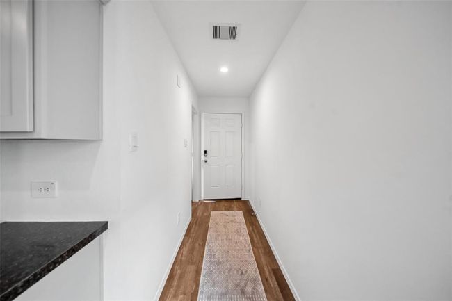 5454 Desert Glen Dr, House other with 3 bedrooms, 2 bathrooms and 2 parking in Spring TX | Image 6
