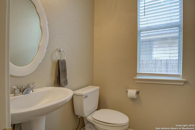 8747 Feather Trl, House other with 4 bedrooms, 3 bathrooms and null parking in Helotes TX | Image 21