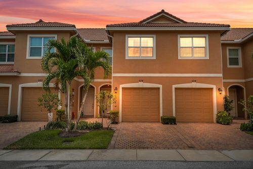 524 Sw Glen Crest Way, Stuart, FL, 34997-7254 | Card Image