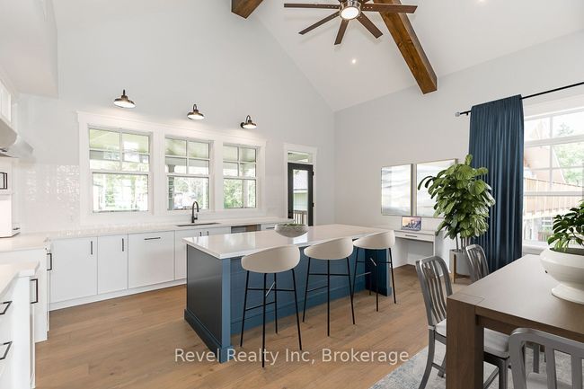 1749 Tiny Beaches Rd S, House other with 5 bedrooms, 3 bathrooms and 6 parking in Tiny ON | Image 7