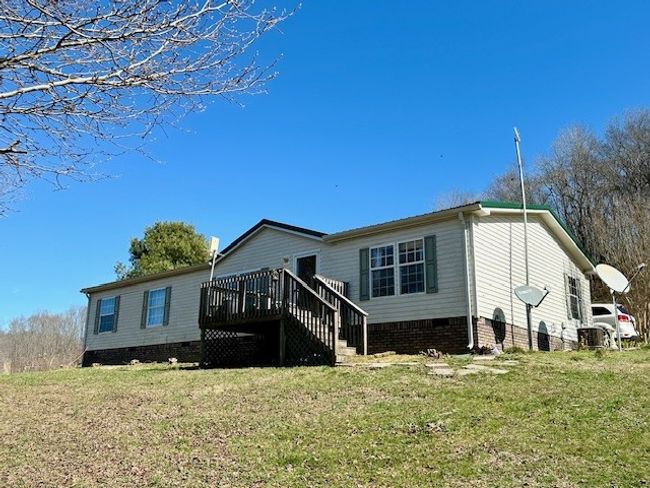 8869 Enterprise Rd, House other with 4 bedrooms, 2 bathrooms and null parking in Mount Pleasant TN | Image 5