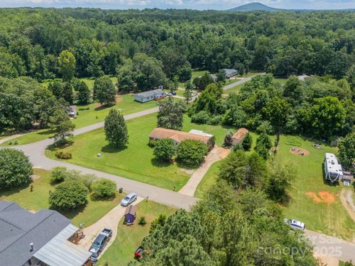 854 Joseph Antoon Cir, Stanley, NC, 28164-4112 | Card Image