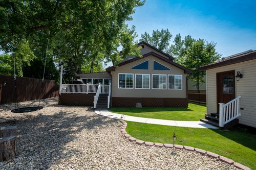 10 Matts Rd, Fox Lake, IL, 60020-1734 | Card Image