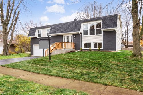 451 Alcester Ct, Bolingbrook, IL, 60440-2218 | Card Image