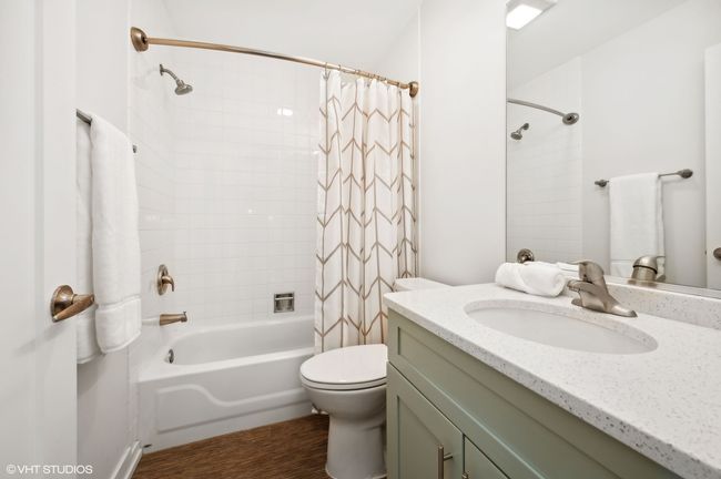 APT-414 - 1350 W Fullerton Ave, Condo with 2 bedrooms, 2 bathrooms and 1 parking in Chicago IL | Image 14