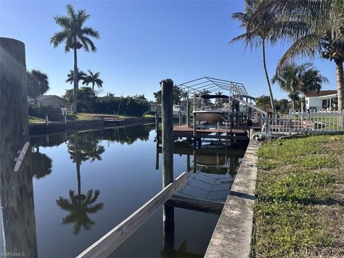 4945 Sorrento Ct, Cape Coral, FL, 33904-9304 | Card Image