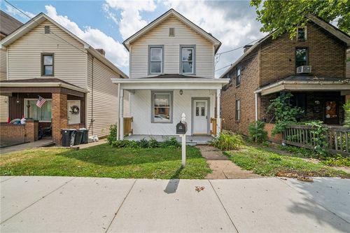 618 Penn Ave, Midland, PA, 15059-1417 | Card Image