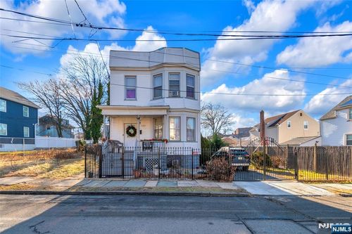 125 Berkshire Pl, Irvington, NJ, 07111-3059 | Card Image