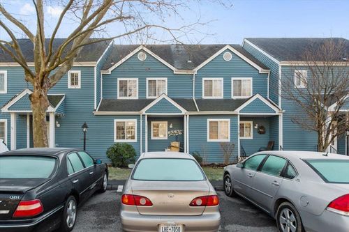 202 Essex Ct, Brewster, NY, 10509-6532 | Card Image