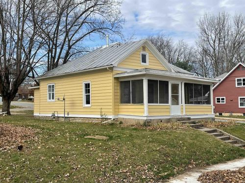 604 S Columbia Street, Warsaw, IN, 46590 | Card Image