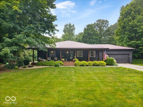 1897 N Summer Dr, Crawfordsville, IN, 47933-8295 | Card Image