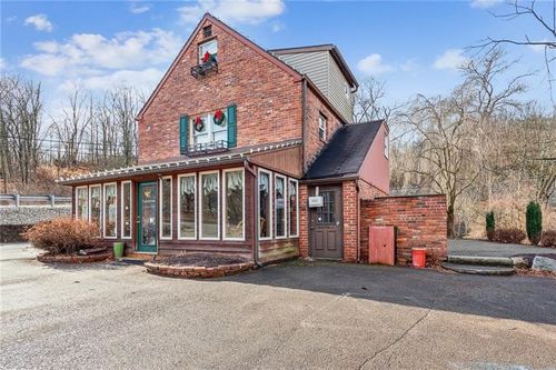 4713 Northern Pike, Monroeville, PA, 15146-3707 | Card Image