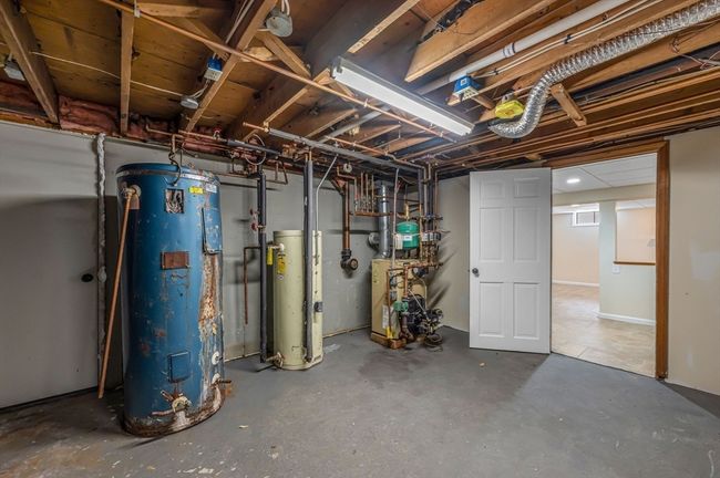 16 Kaolin Rd, House other with 3 bedrooms, 2 bathrooms and 6 parking in Blandford MA | Image 32