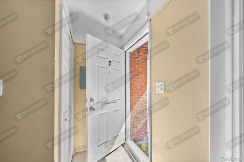 apt-7-10071 Joy Rd, Detroit, MI, 48204-3048 | Card Image