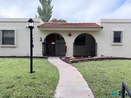 1300 W 3rd St, Roswell, NM, 88201-2049 | Card Image