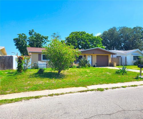 7521 Coventry Dr, PORT RICHEY, FL, 34668-2619 | Card Image
