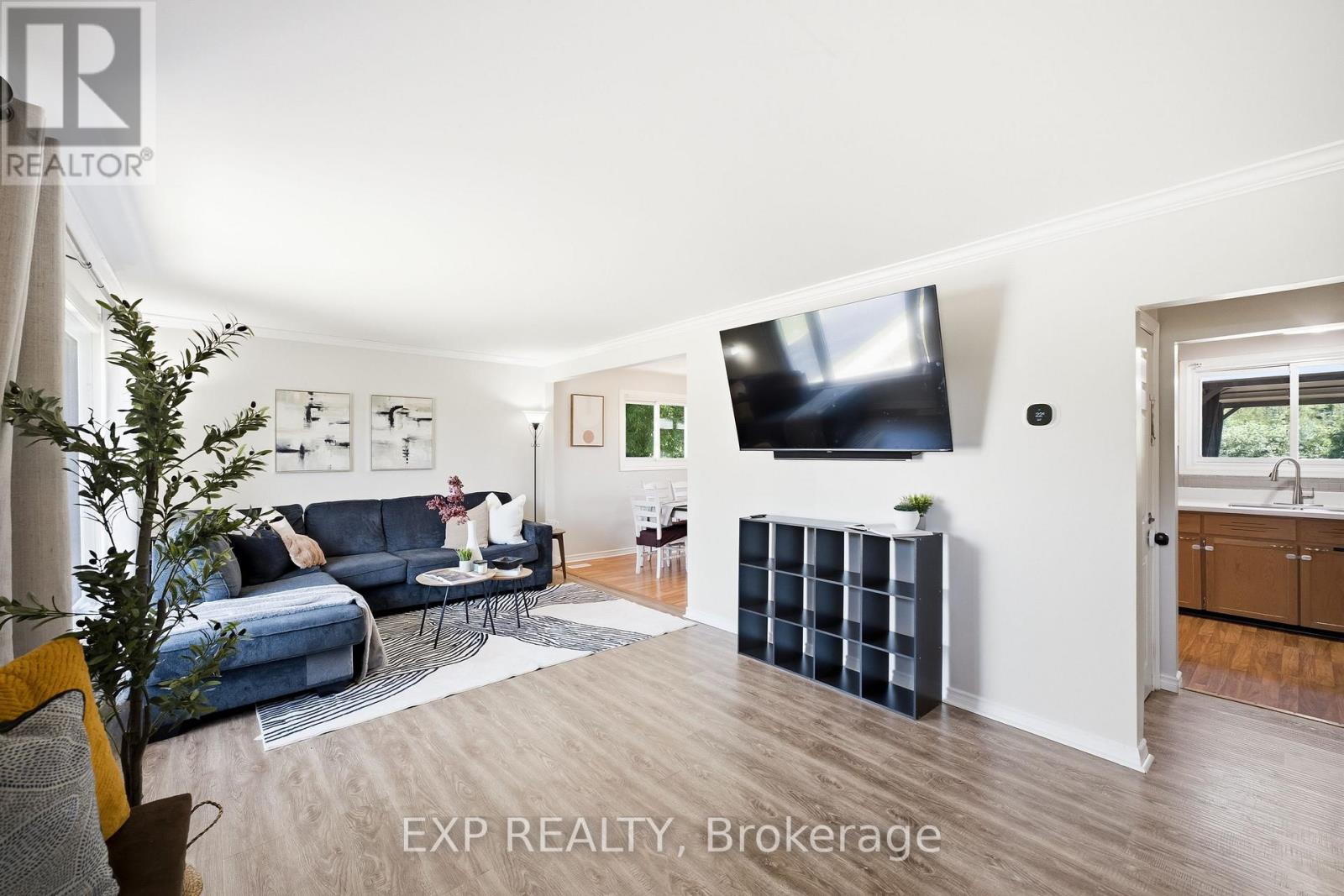 Residential in Quinte West (Sidney Ward) 4