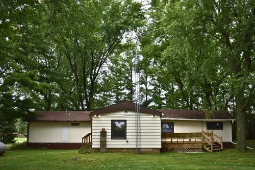 W7017 Redwood Road, Chester, WI, 53922 | Card Image