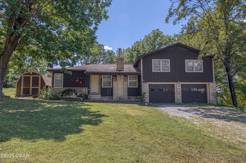 500 Davis St, Noel, MO, 64854-8414 | Card Image