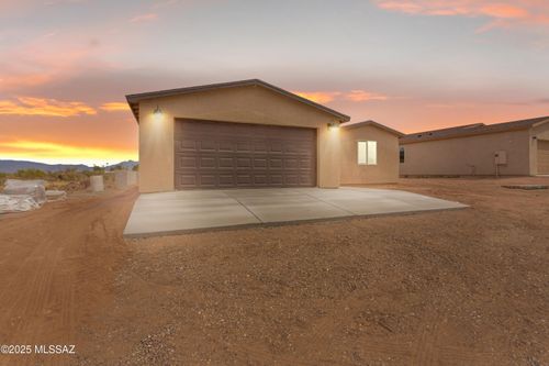 179 S Montgomery Ave, Corona De Tucson, AZ, 85641-2840 | Card Image