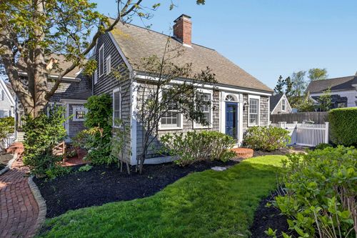 1 Atlantic Ave, Provincetown, MA, 02657-2106 | Card Image